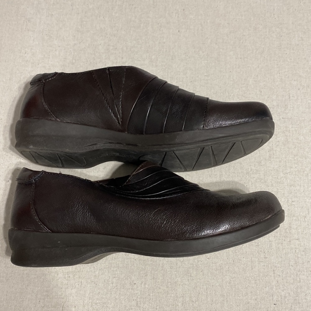 Michelle D shoes - Picture 2 of 3